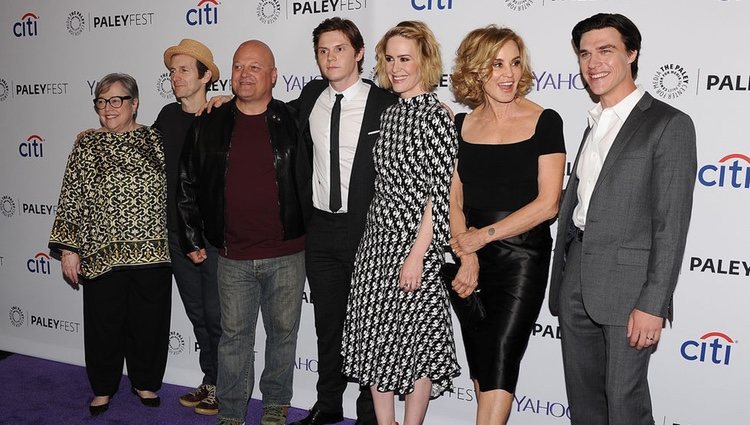 Los actores protagonistas de la cuarta temporada de 'American Horror Story' en su estreno