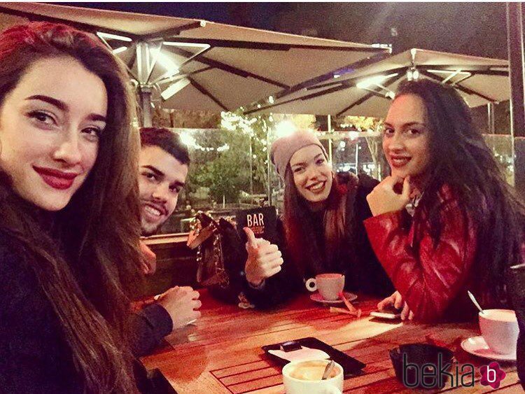 Adara, Pol, Meritxell y Laura disfrutan de una quedada juntos