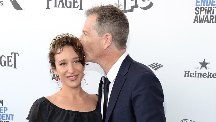 Emma Forrest y Ben Mendelsohn en los los premios Film Independent Spirit 2016