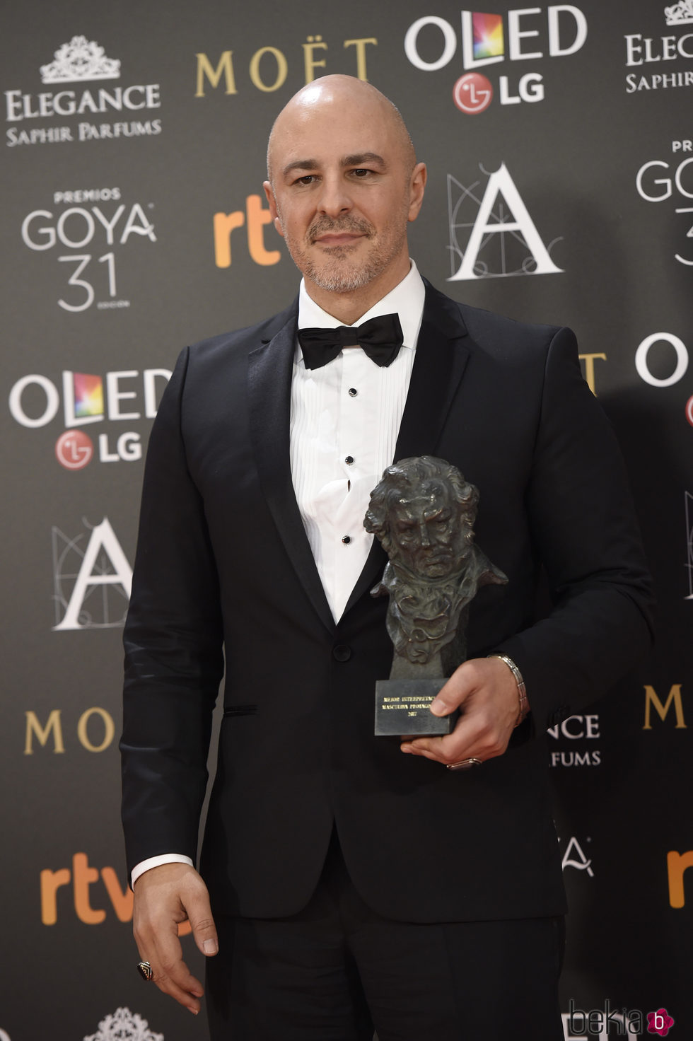 Roberto Álamo con su Goya por Mejor Actor Protagonista