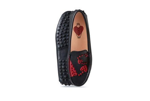 Mocasines negros con corazones de Tod's colección San Valentín 2017