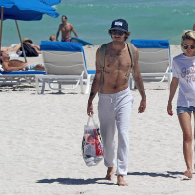 Ana Fernández y Adrián Roma: un amor lleno de vida