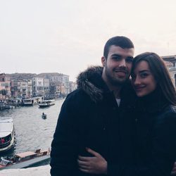 Pol y Adara ('GH 17') en los canales de Venecia