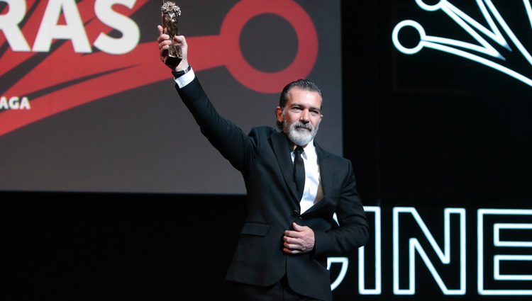 Antonio Banderas recibe la Biznaga de Oro de Honor en el Festival de Cine de Málaga 2017