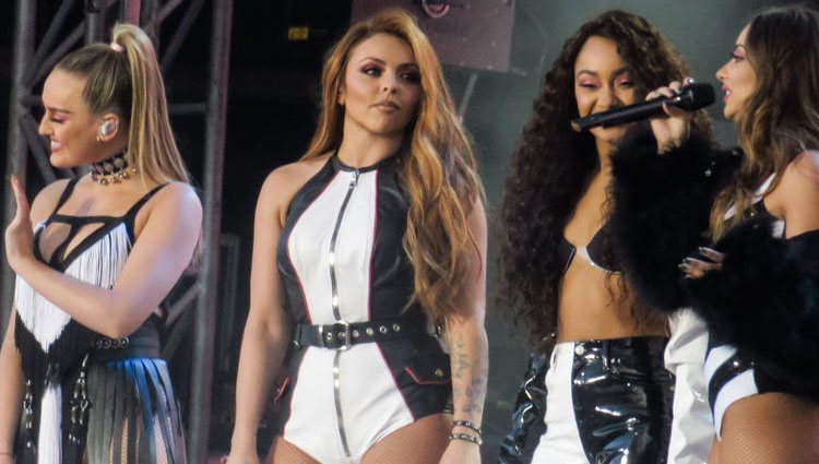 Little Mix en el concierto benéfico One Love Manchester