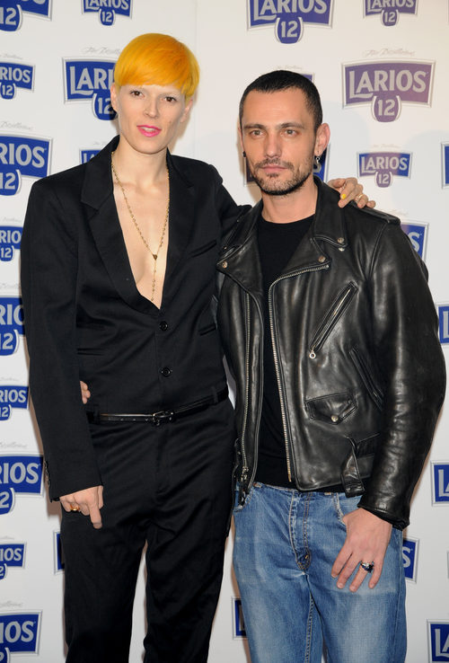 David Delfín y su gran amiga y musa Bimba Bosé