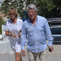 Enrique Cerezo acude a la incineración de Ángel Nieto