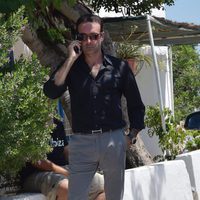 Enrique Ponce acude a la incineración de Ángel Nieto