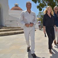 Javier Merino acude a la incineración de Ángel Nieto