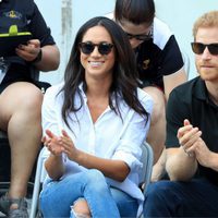 El Príncipe Harry y Meghan Markle aplauden en los Invictus Games de Toronto