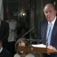 El Rey Juan Carlos da un discurso en la cena por el 40 aniversario del Círculo de Empresarios