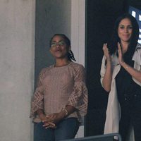 Meghan Markle con su madre Doria Ragland en la clausura de los Invictus Games de Toronto