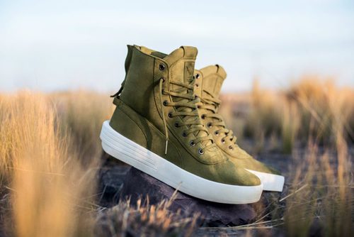 Zapatillas verde oliva de la colección 'Puma x Xo Parallel' diseñadas por The Weeknd