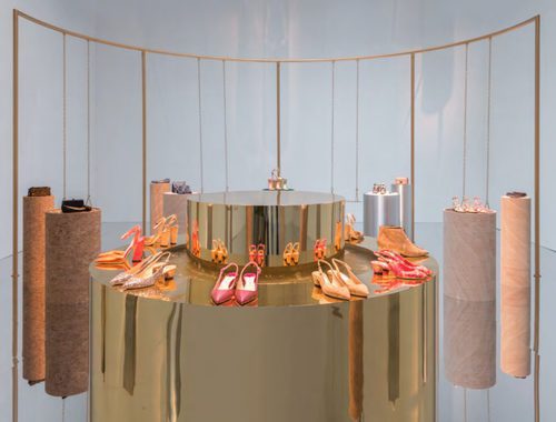 Complementos y zapatos de Jimmy Choo de la temporada primavera/verano 2018