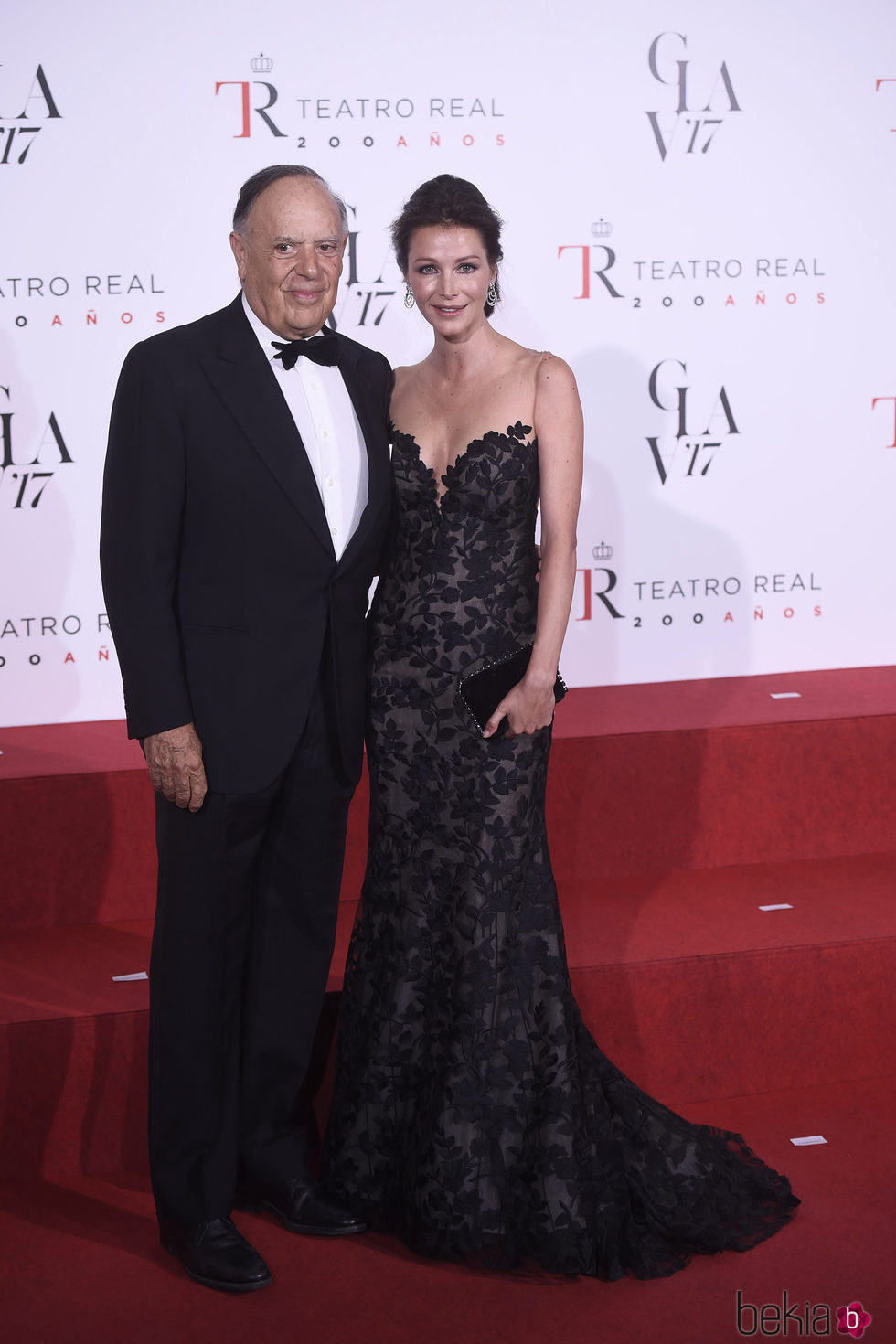 Carlos Falcó y Esther Doña acudiendo a la ópera