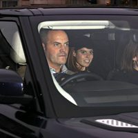 Las Princesas Beatriz y Eugenia en el almuerzo de Navidad 2017 en Buckingham Palace