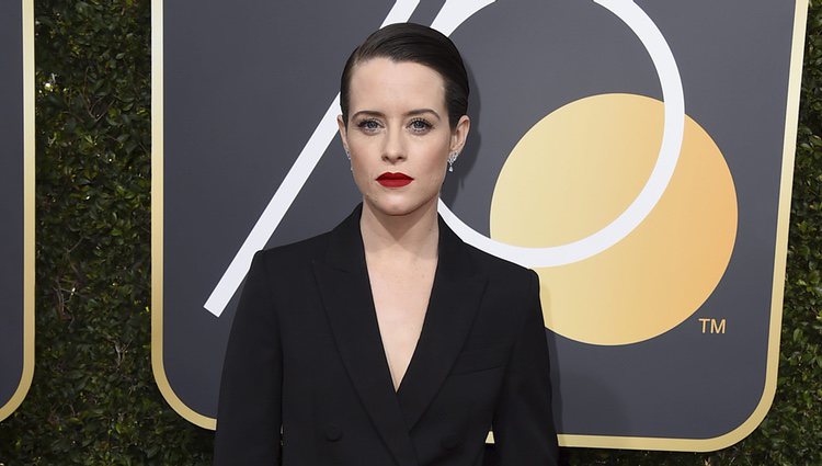 Claire Foy en la alfombra roja de los Globos de Oro 2018