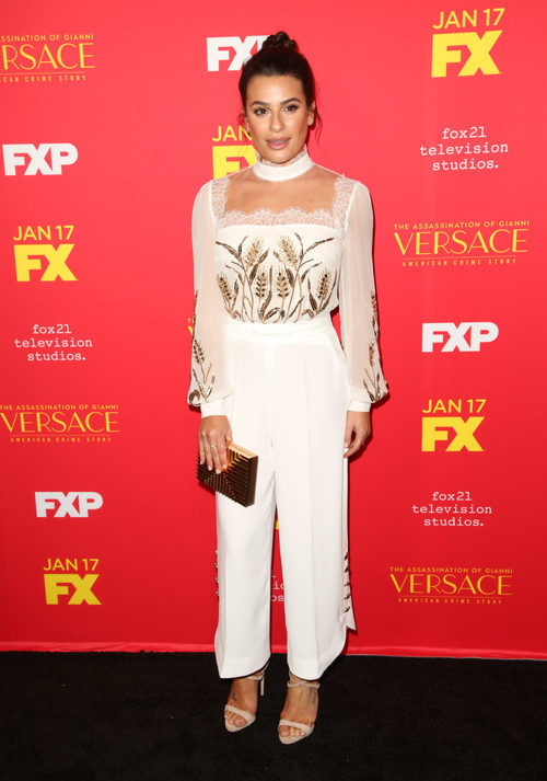 Lea Michele con un mono de Elisabetta Franch en el estreno de la nueva temporada de 'American Crime Story'