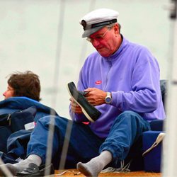 Enrique de Dinamarca en unas regatas en Saint-Tropez