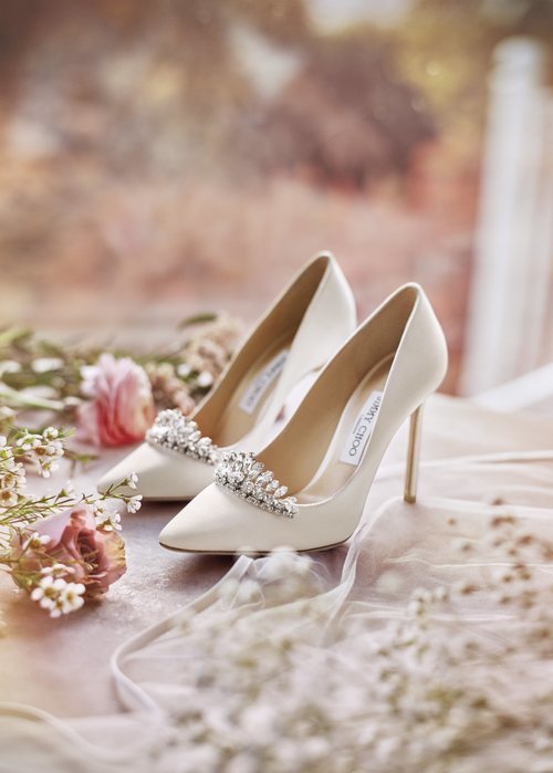 Zapatos de tacón con cristales de swarovski inspirados en la cenicienta de Jimmy Choo Bridal 2018