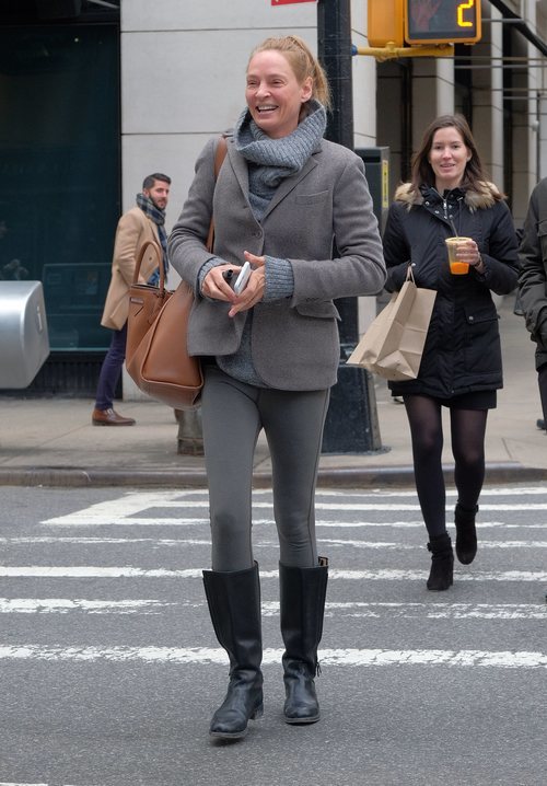 El desaliñado look de Uma Thurman de esta semana
