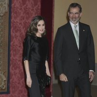 Los Reyes Felipe y Letizia en la cena en su honor organizada por Marcelo Rebelo de Sousa en El Pardo