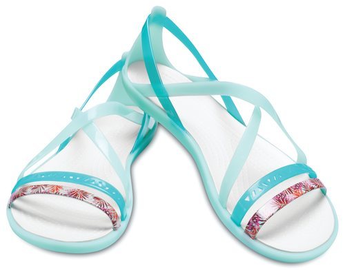 Modelo con estampado de la nueva colección primavera/verano 2018 de Crocs