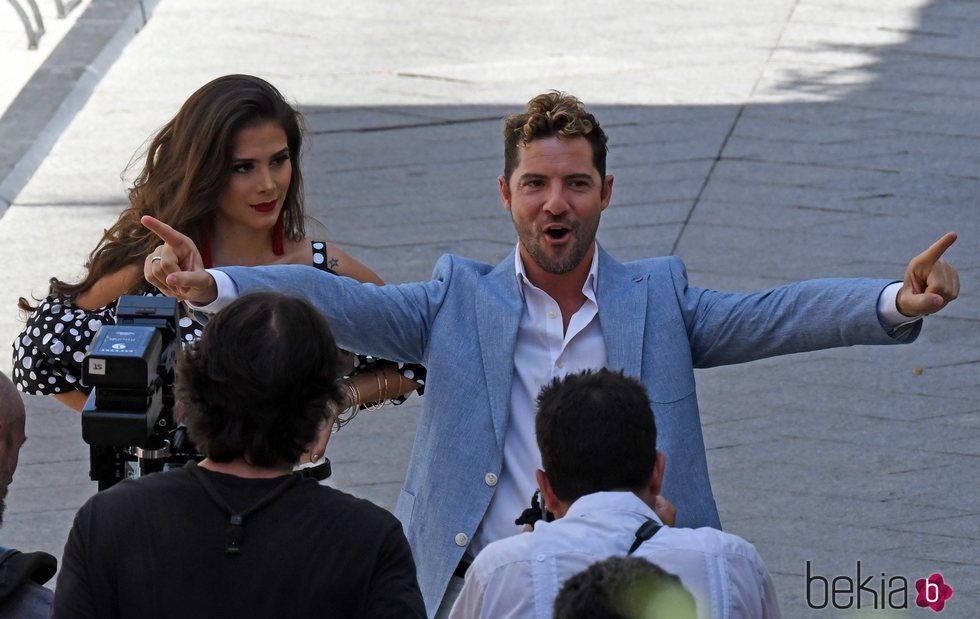 David Bisbal y Greeicy Rendon grabando un videoclip en Marbella