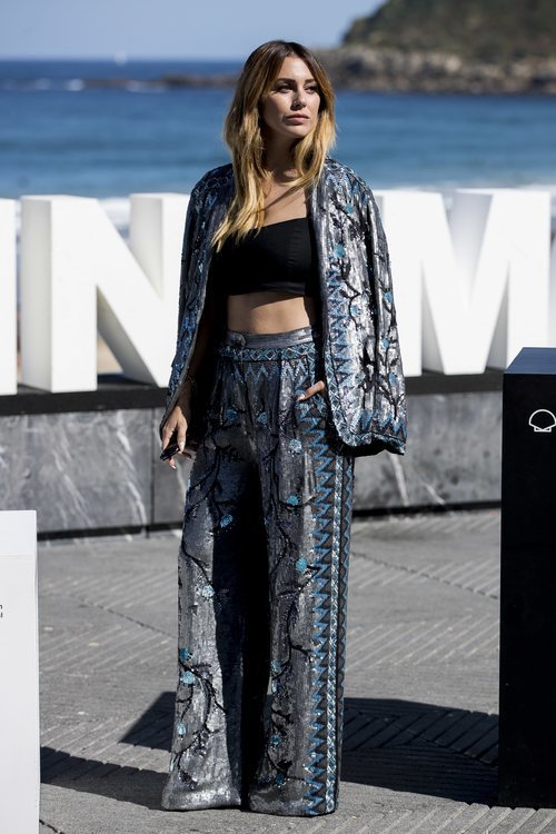 Blanca Suárez con un traje de lentejuelas en el Festival de Cine de San Sebastían 2018