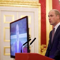 El Príncipe Guillermo dando un discurso en el Palacio de St James