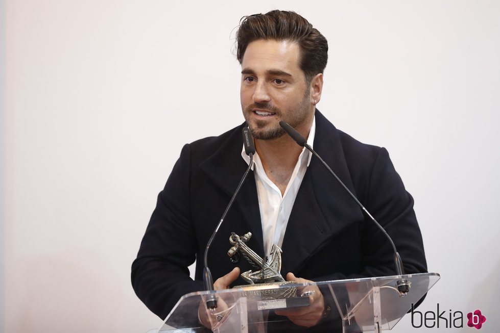 David Bustamante recogiendo su galardón en FITUR 2019