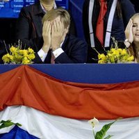 Guillermo Alejandro y Amalia de Holanda, tensos en el Concurso de Saltos de Amsterdam