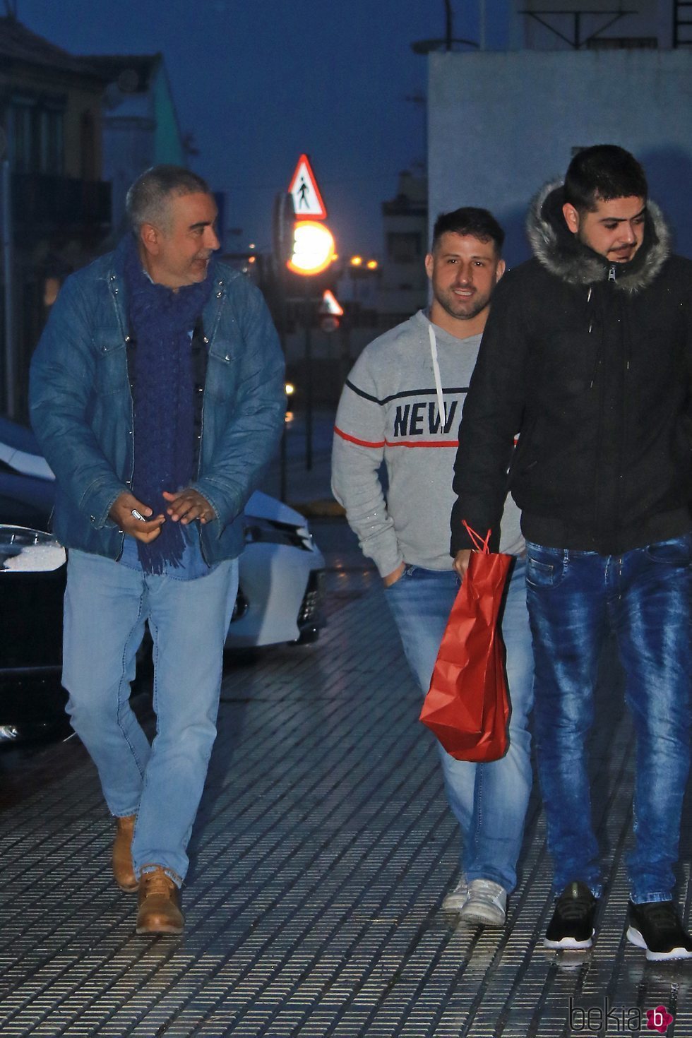 Agustín Pantoja en Castilleja de la Cuesta para acudir al primer cumpleaños de Carlota Rivera Rosales