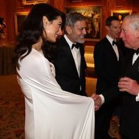 Los Clooney asisten como invitados de honor a la cena del Príncipe Carlos