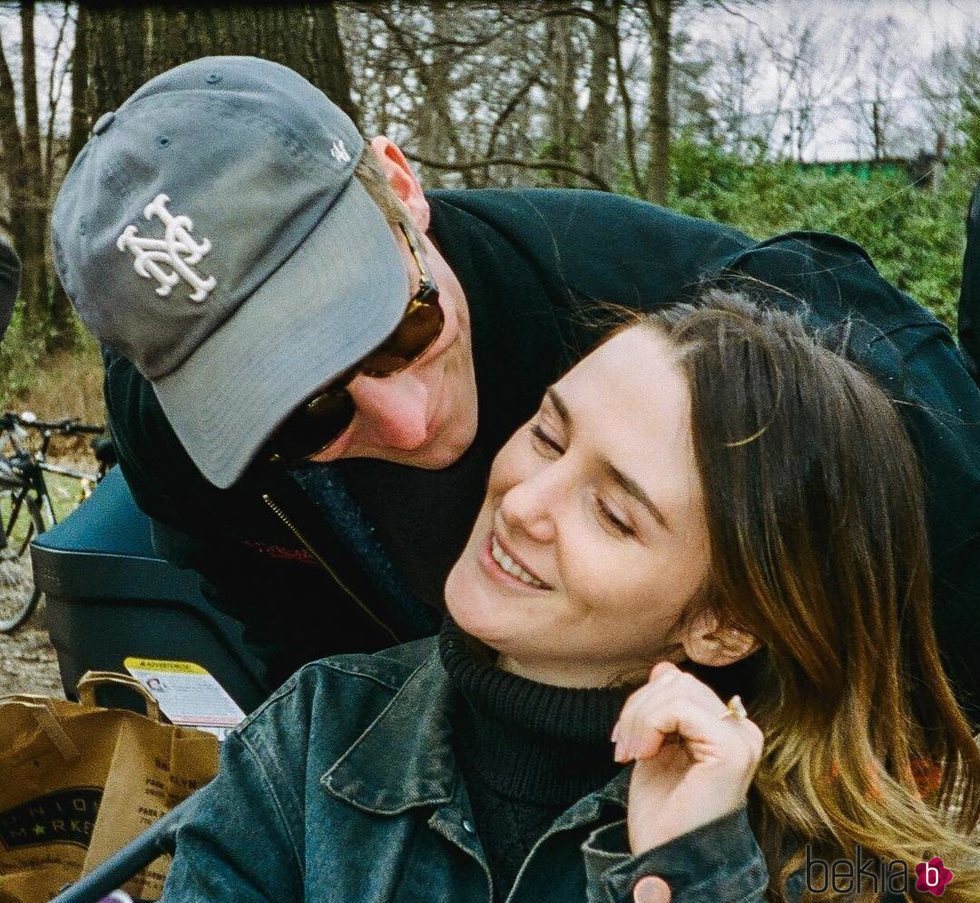 Jeremy Allen White y Addison Timlin se comprometen