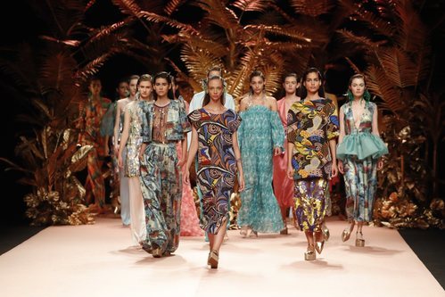 Desfile de Duyos en la MBFW Madrid julio 2019 con su colección primavera/verano 2020