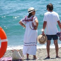 José María Aznar y Ana Botella en la playa de Marbella