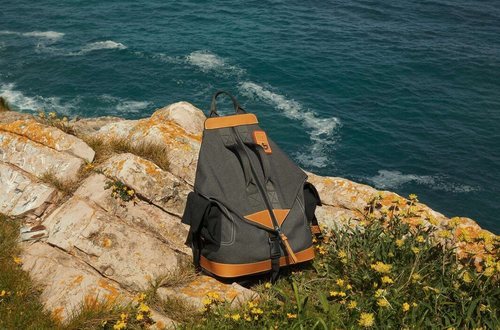 Mochila de la nueva colección 'Eye Loewe Nature' de Loewe