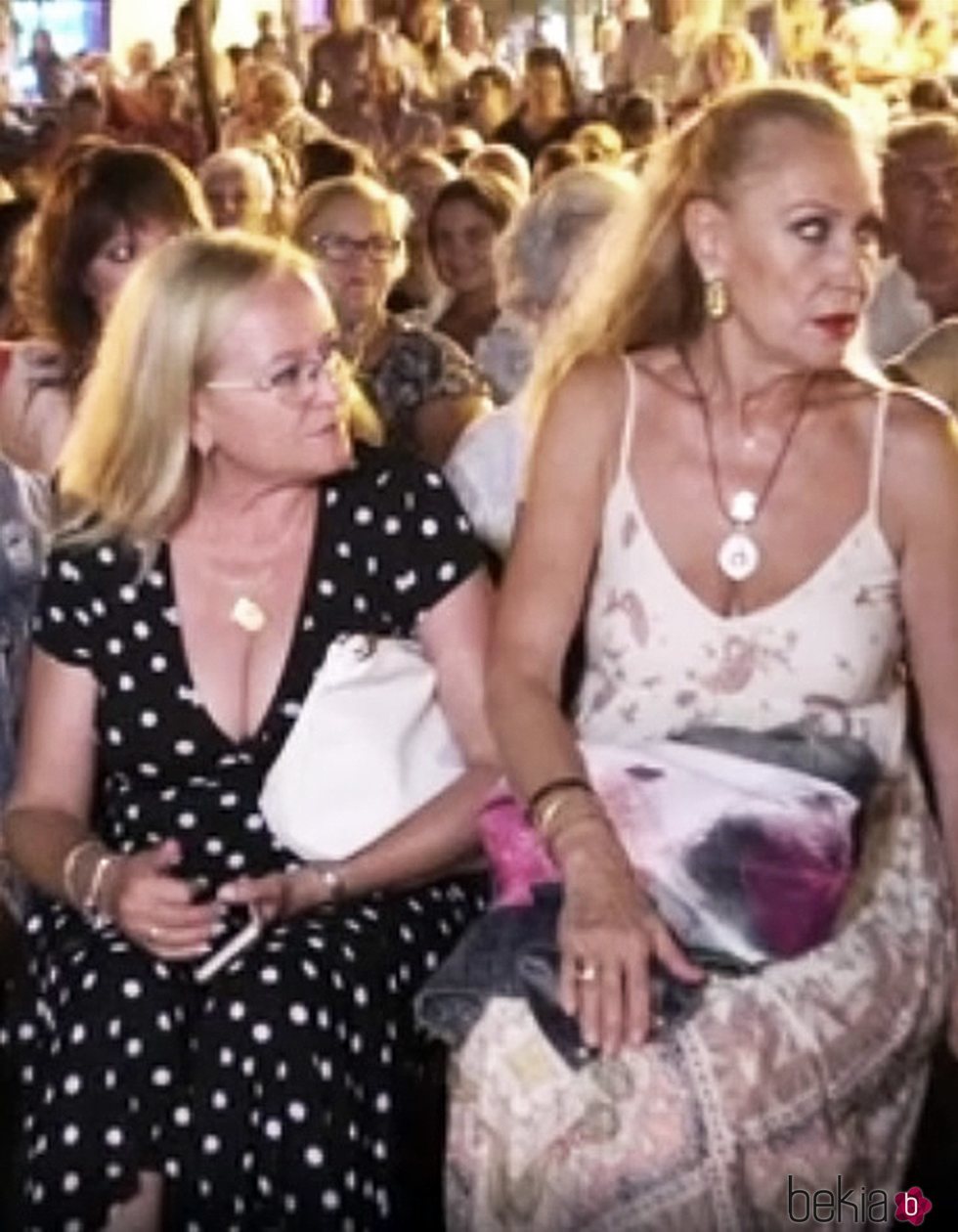 Mari Carmen Ortega y Rosa Benito en la Semana Cultura del Rocío Jurado 2019