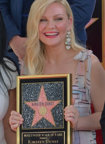 Kirsten Dunst recibe su estrella en el Paseo de la Fama