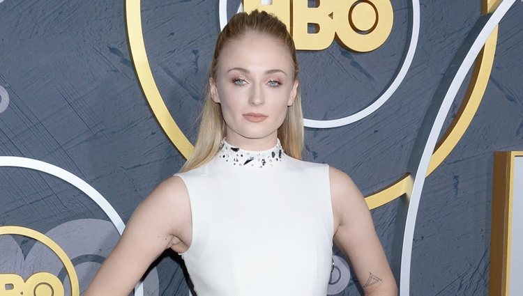 Sophie Turner en la fiesta de los Premios Emmy 2019