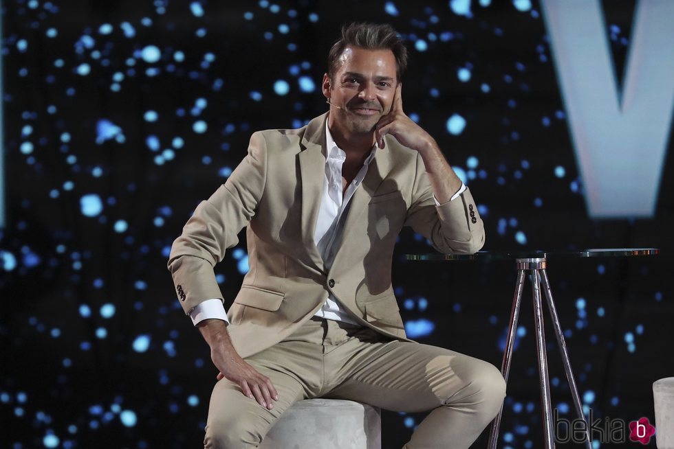 Hugo Castejón durante su entrevista como expulsado de 'GH VIP 7' en la gala 4