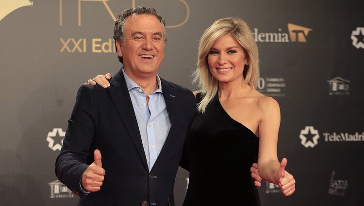 Roberto Brasero y Sandra Golpe en los Premios Iris 2019