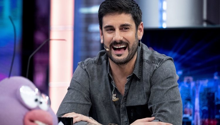 Melendi presentando en 'El hormiguero' su nuevo álbum '10:20:40'