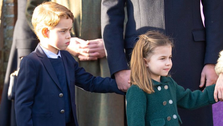 Los Príncipes Jorge y Carlota en la Misa de Navidad 2019