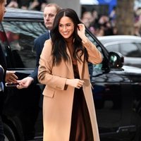 Meghan Markle visita la Casa de Canadá en Londres en su reaparición tras seis semanas de descanso
