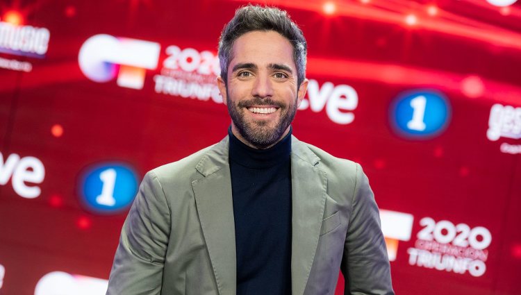 Roberto Leal, muy sonriente en la presentación de 'OT 2020'
