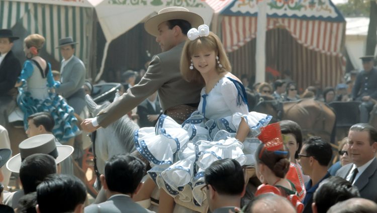 Marisol (Pepa Flores) en la Feria de Abril 1970