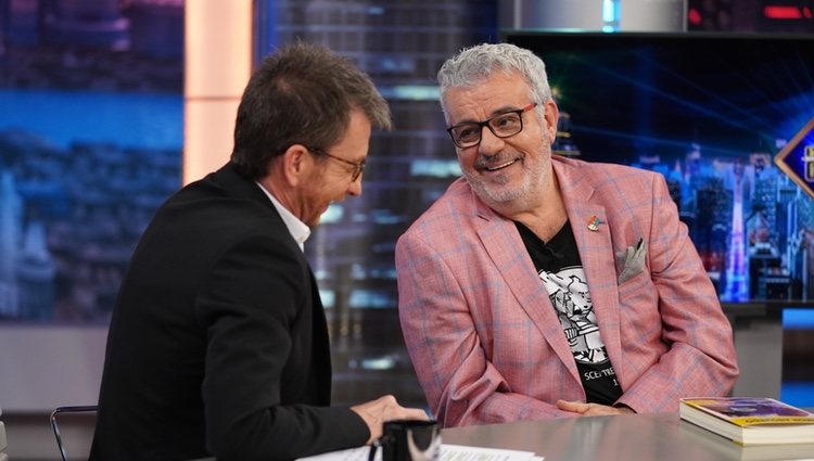 MIllán Salcedo con Pablo Motos en 'El hormiguero'
