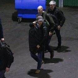 El Príncipe Harry, rodeado de guardaespaldas en Edimburgo